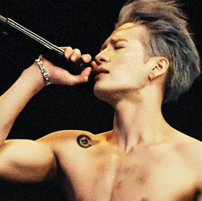 王嘉尔男头 二传注明堆糖许思思