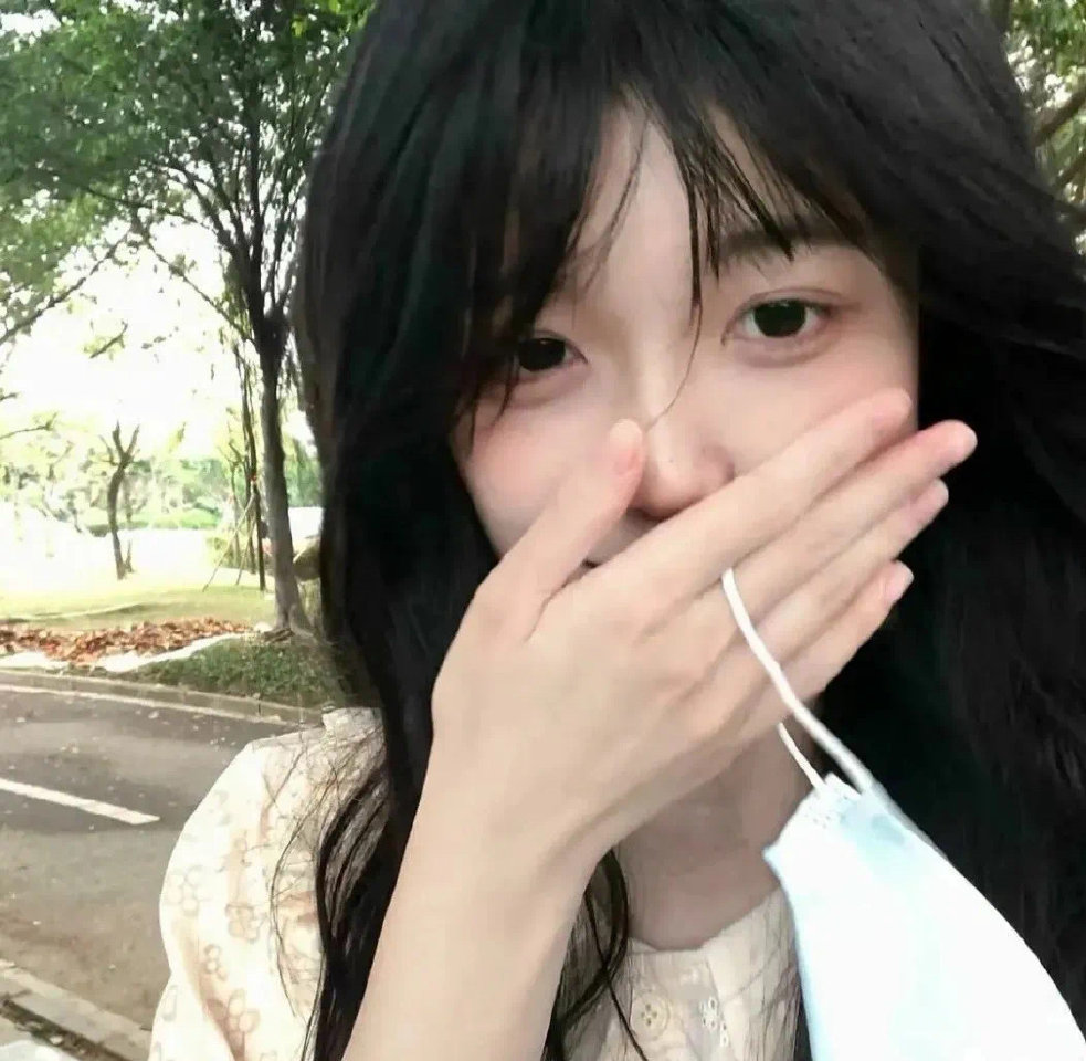 喜欢海 喜欢花 喜欢日出和日落 浪漫的年纪别活的太无趣 ​​​