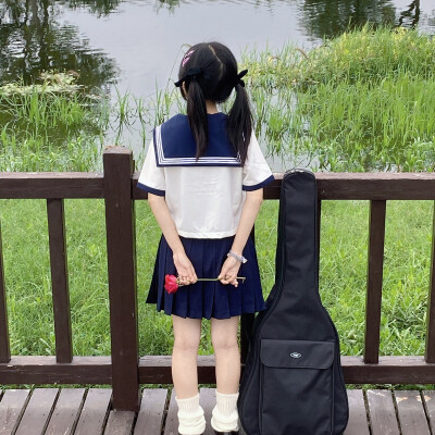 水手服