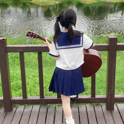水手服