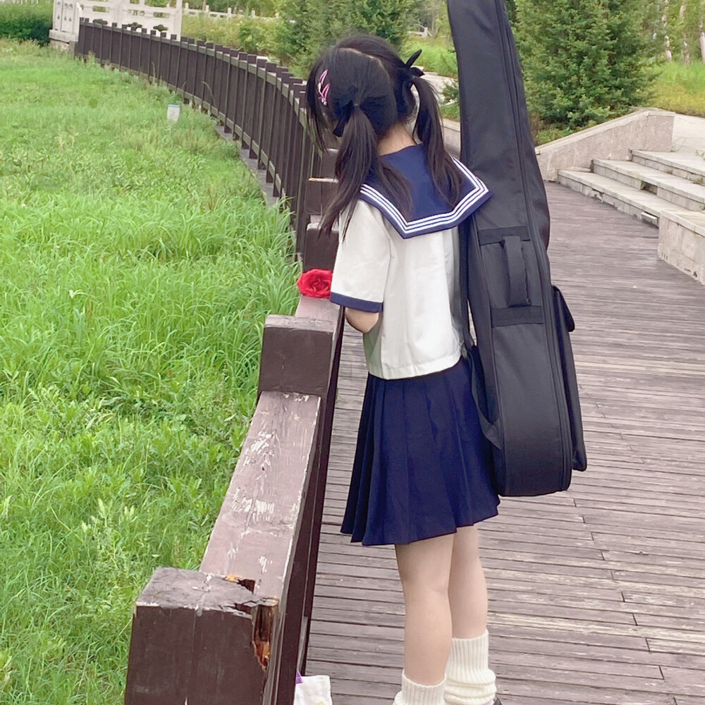 水手服