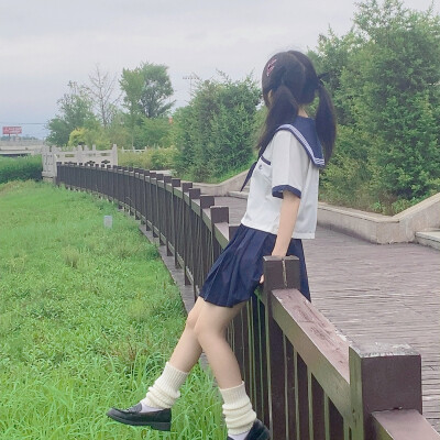 水手服