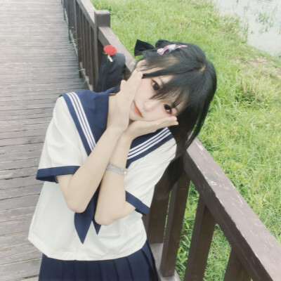 水手服