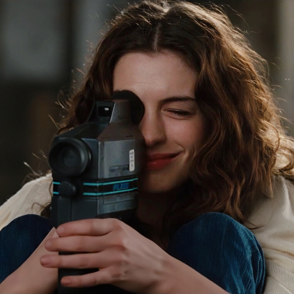 安妮海瑟薇
侵权删