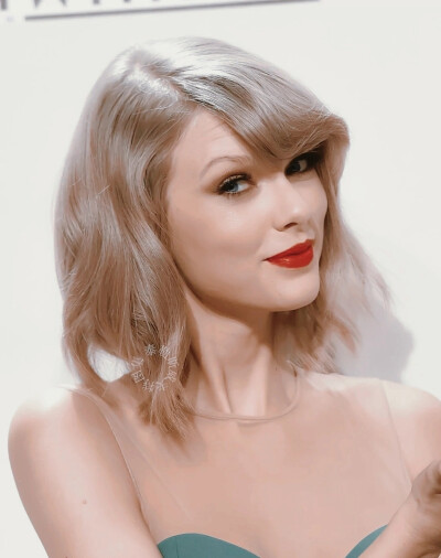 TaylorSwift