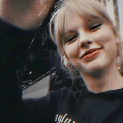 TaylorSwift