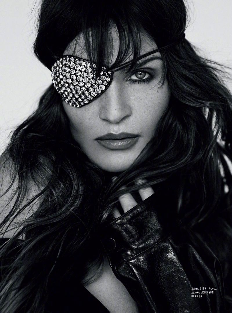 Elle Croatia July 2022
模特: Helena Christensen
摄影: Fernando Sippel
weibo@小象王国