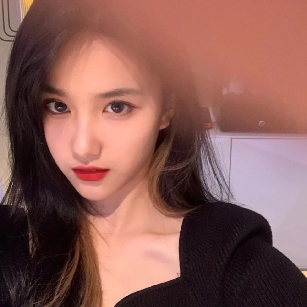 女头