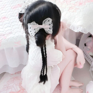  软妹酸奶机  ღ. ☾ 樱╭花 ☽雨季