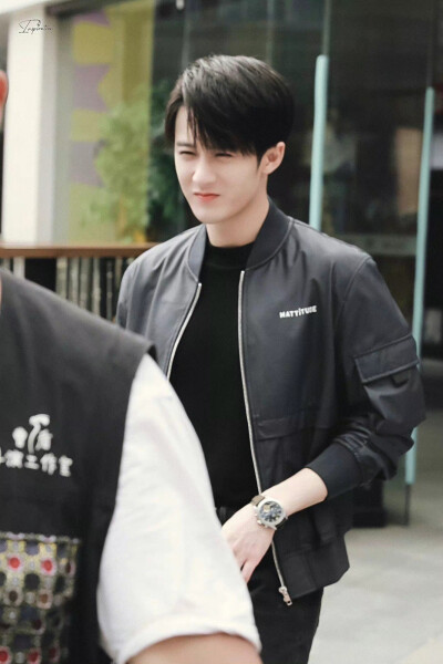 檀健次
帅哥头像
男神壁纸
明星写真
演员歌手