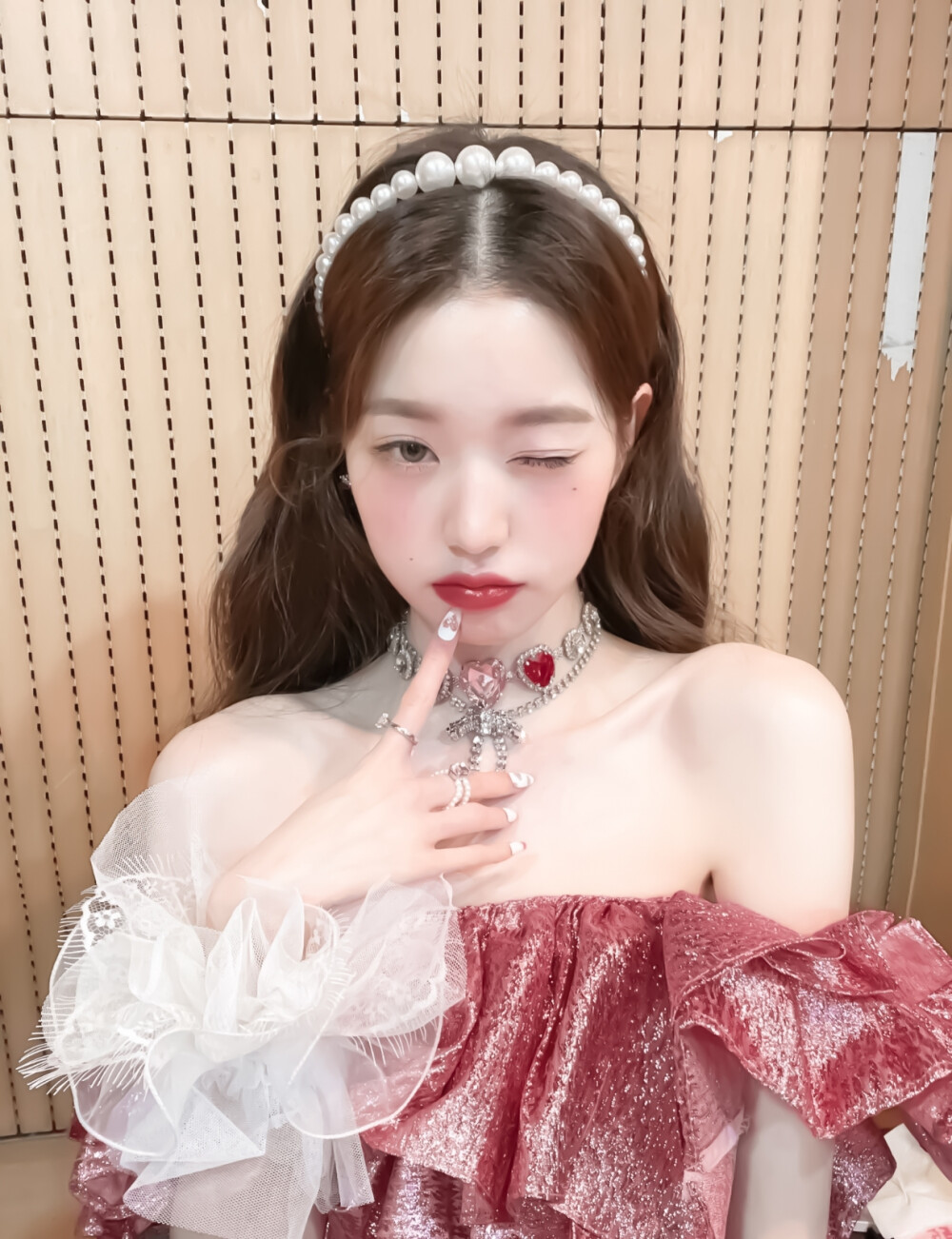 张元英
抱图留评·禁二改 转载标明