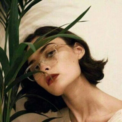 美女