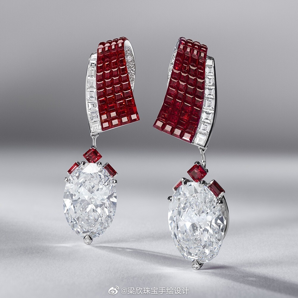 Van Cleef & Arpels 推出新一季高级珠宝系列——「Legend of Diamonds」，致敬天然钻石的非凡魅力。新系列共由25件作品组成，所有钻石主石均切割自一颗910ct稀有巨钻原石「莱索托传奇」（Lesotho Legend），完美融入世家最经典的隐密式镶嵌工艺（Mystery Set），创造出工艺、美学与自然瑰宝辉映的杰出篇章。