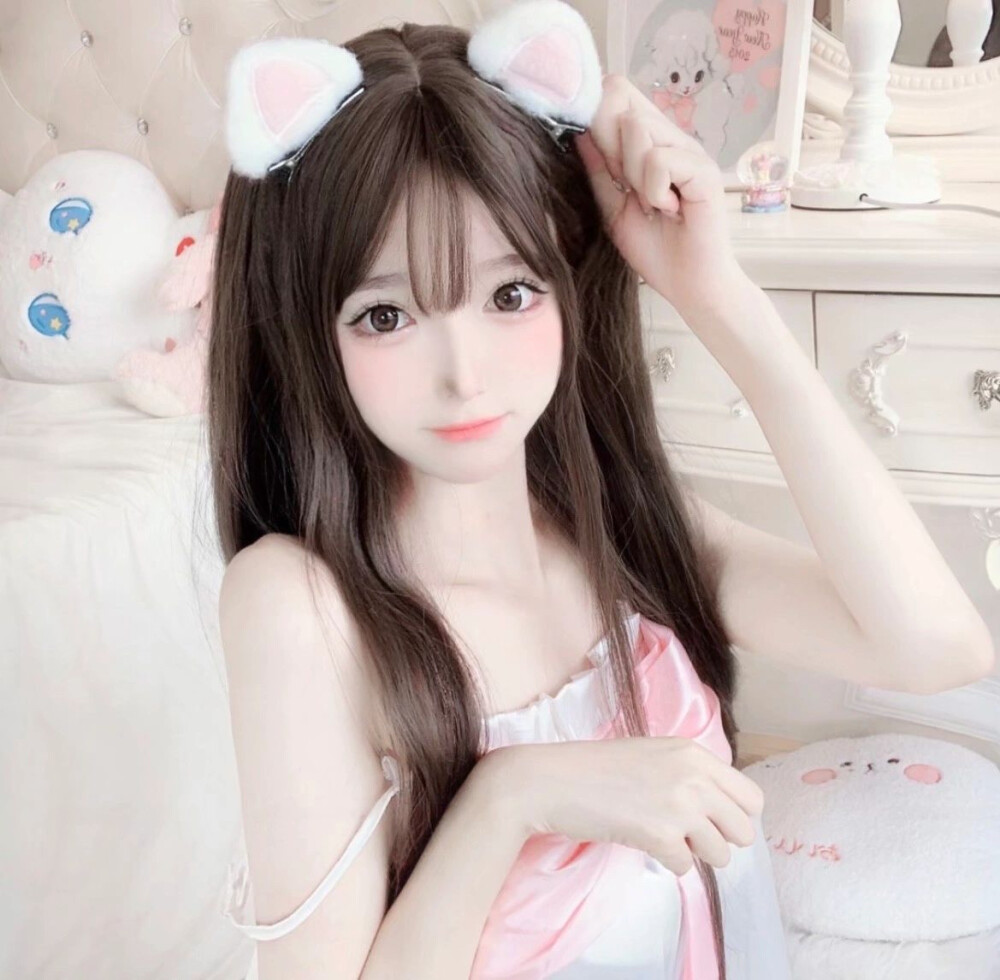 ( o̴̶̷᷄ ·̫ o̴̶̷̥᷅ )
