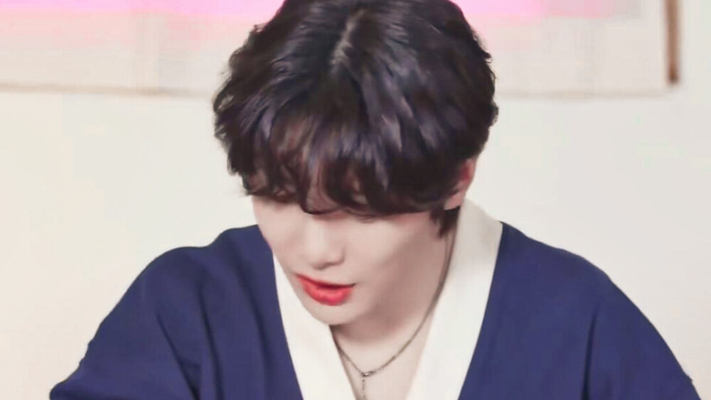 梁精寅橙光素材
使用注明