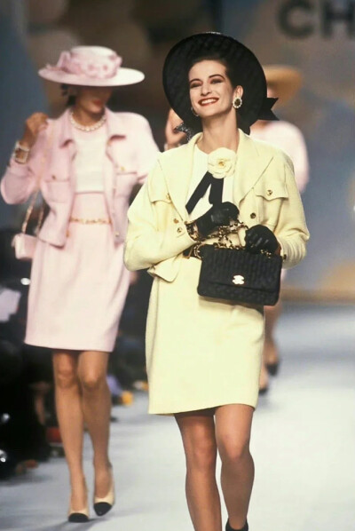 Chanel Spring 1988