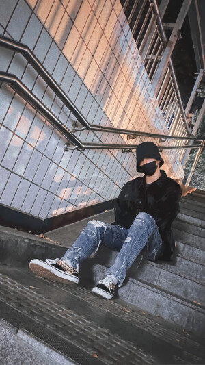 刘耀文
抱图留评·禁二改 转载标明