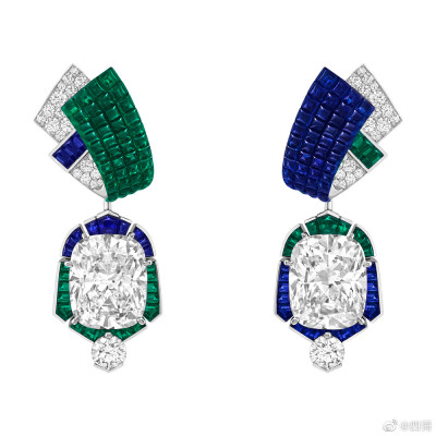 Van Cleef & Arpels 推出新一季高级珠宝系列——「Legend of Diamonds」，致敬天然钻石的非凡魅力。新系列共由25件作品组成，所有钻石主石均切割自一颗910ct稀有巨钻原石「莱索托传奇」（Lesotho Legend），完美融入…