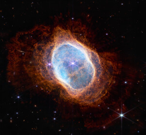 韦布空间望远镜 南天环状星云 Southern Ring Nebula (NIRCam+MIRI )The bright star at the center of NGC 3132.  展示了不同红外波段这个行星状星云的细节 来自https://webbtelescope.org/contents/media/images/2022/033/01G70BGTSYBHS69T7K3N3ASSEB?page=1&filterUUID=91dfa083-c258-4f9f-bef1-8f40c26f4c97&continueFlag=3a73de48bbeb06166797ffdd65ef6ed4