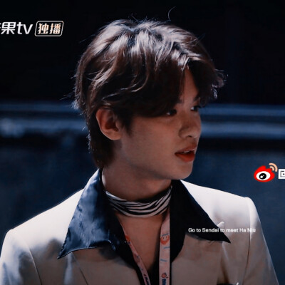 黄明昊
©一只多多鱼