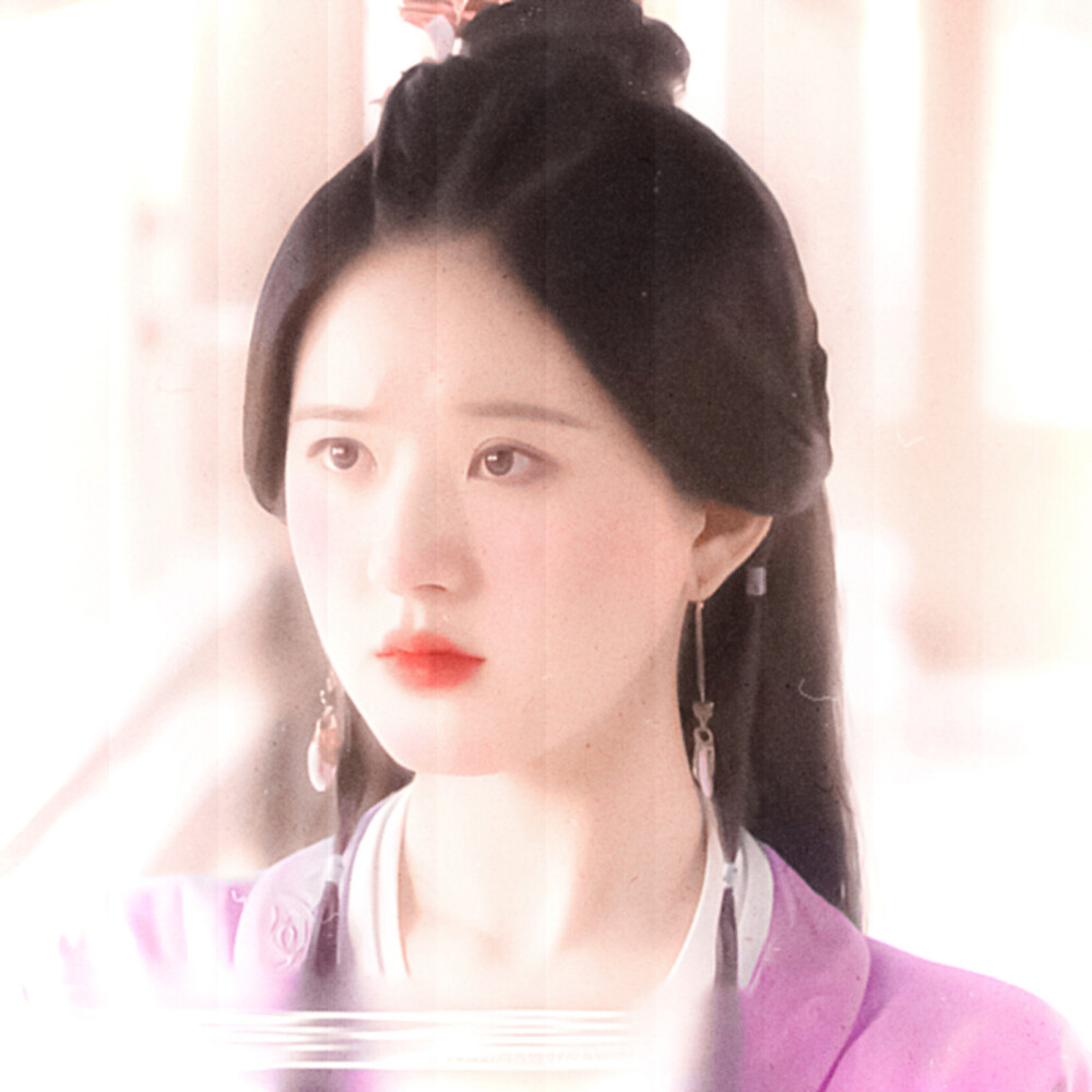 赵露思
原截*娜娜不加糖