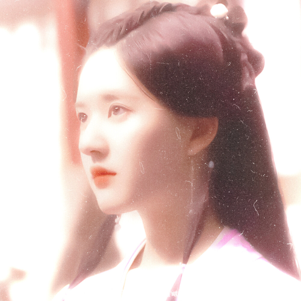 赵露思
原截*娜娜不加糖