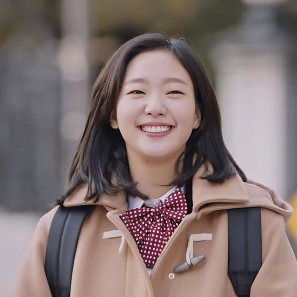 孤单又灿烂的神鬼怪女主池恩倬自截头像