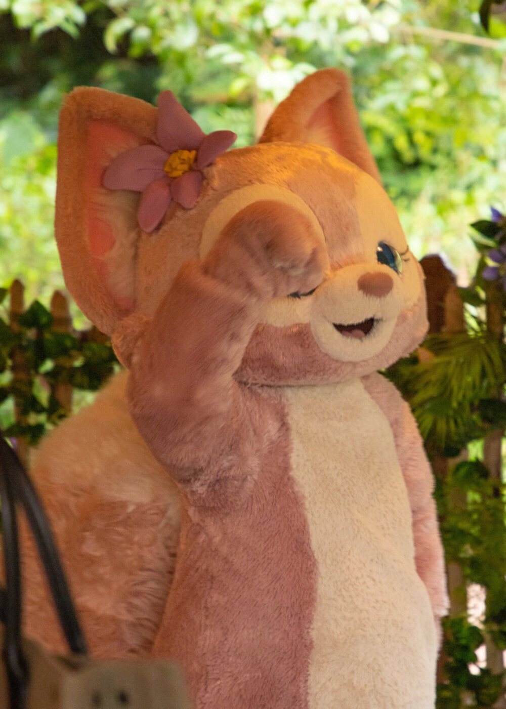 玲娜贝儿 微博@玲娜贝儿bot