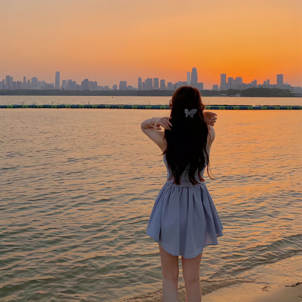  ᰔᩚ：很哇塞的高清女头像 ᰔᩚ
ʚ ：背景软萌纯欲淑女氛围ɞ
@小栀音 