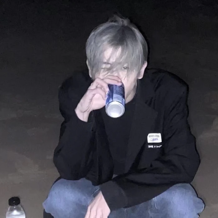 男头
二传@安额额额子