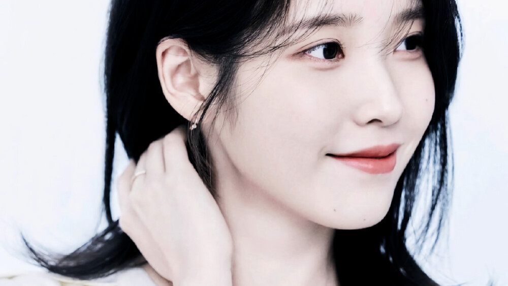  神域森屿>李知恩iu橙光素材