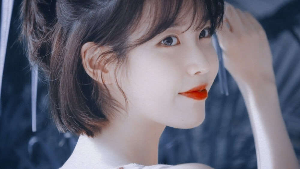  神域森屿>李知恩iu橙光素材