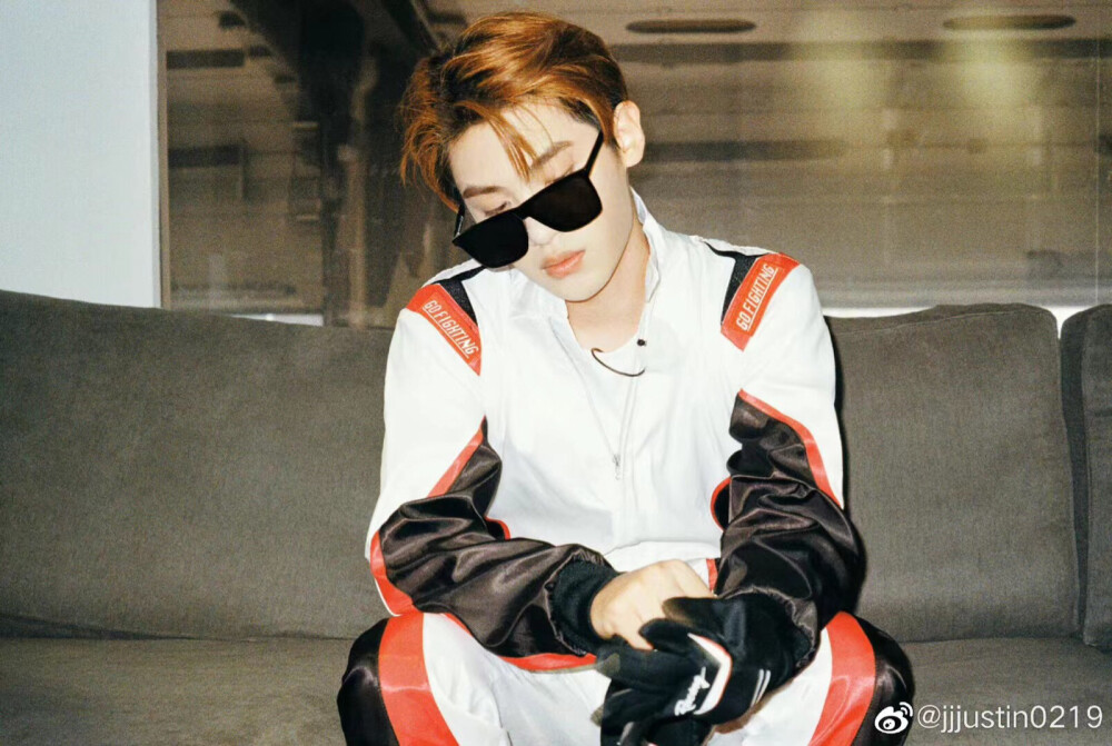 范丞丞黄明昊壁纸