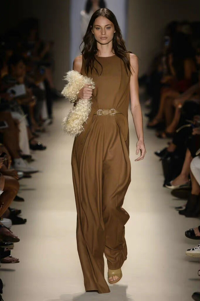 秀场、时装周、时尚、模特