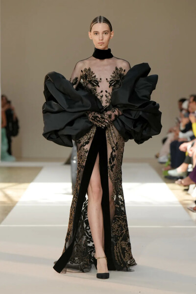 Elie Saab 2022 F/W Haute Couture