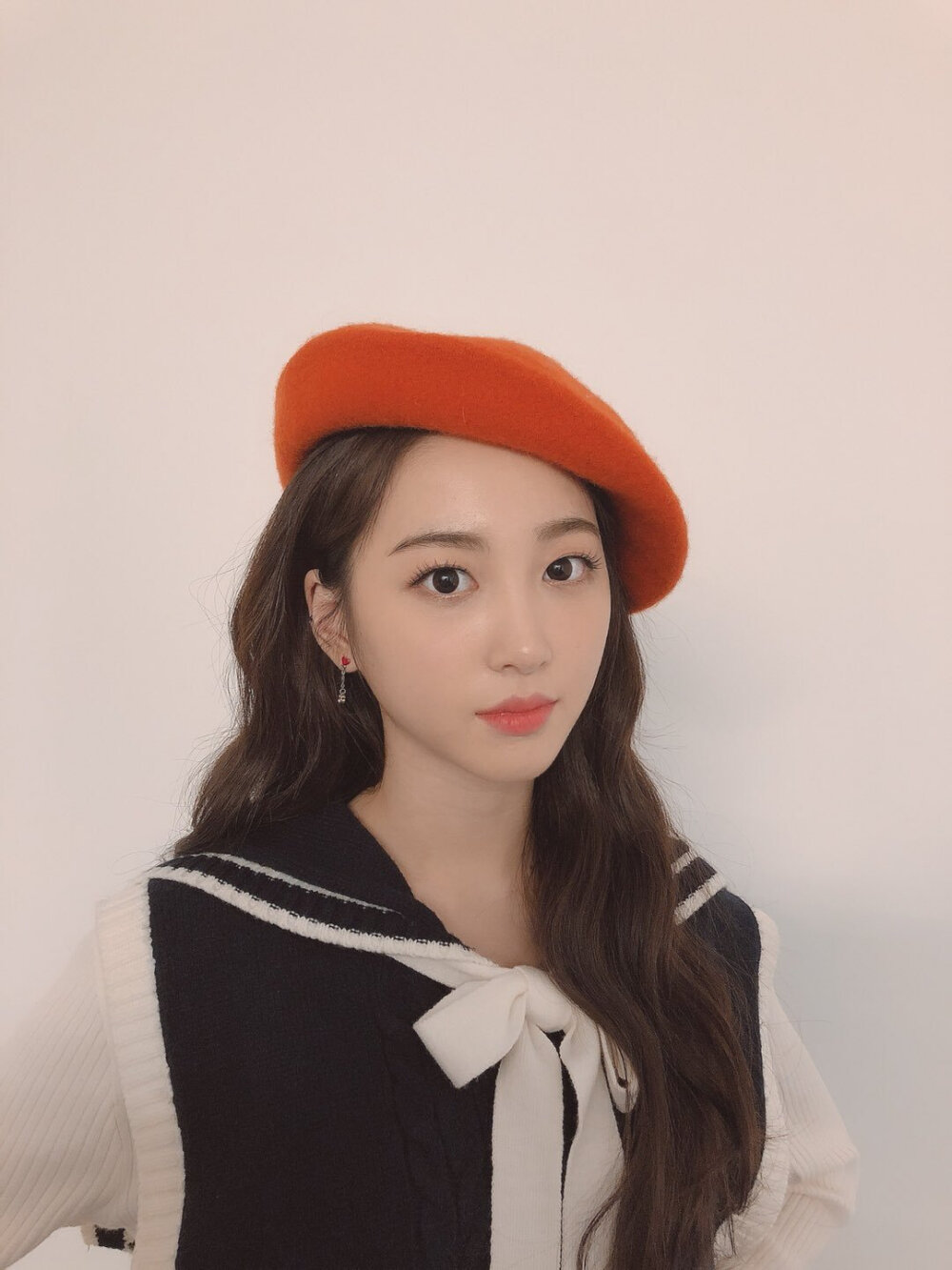 李湵京