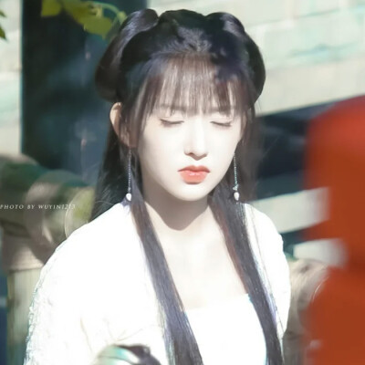 程潇头像
二传标明简渺
拿图扣