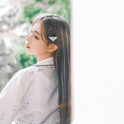 程潇头像
二传标明简渺
拿图扣