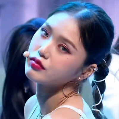 金美贤mimi可二改.自截.
二改看简介.