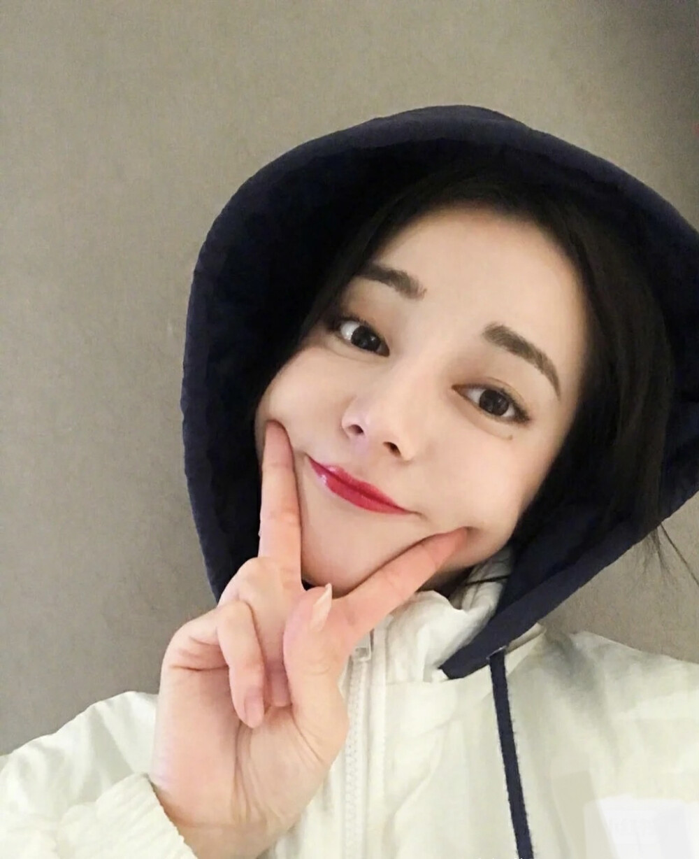 迪丽热巴
壁纸
