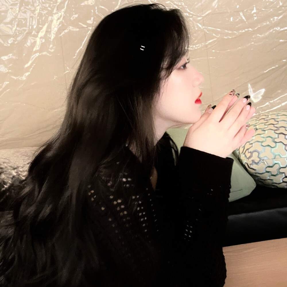 叶舒华*/* 无情者破情局。
白菜