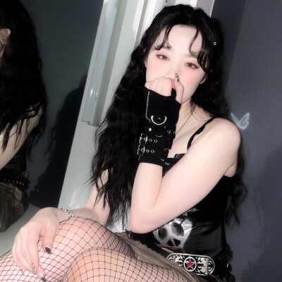 叶舒华*/* 无情者破情局。
白菜