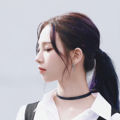 c：fruity0411
柳智敏站图可二改
单图收藏！