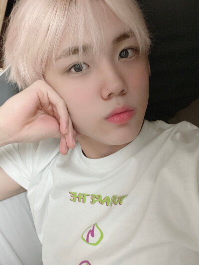 CRAVITY安成民自拍