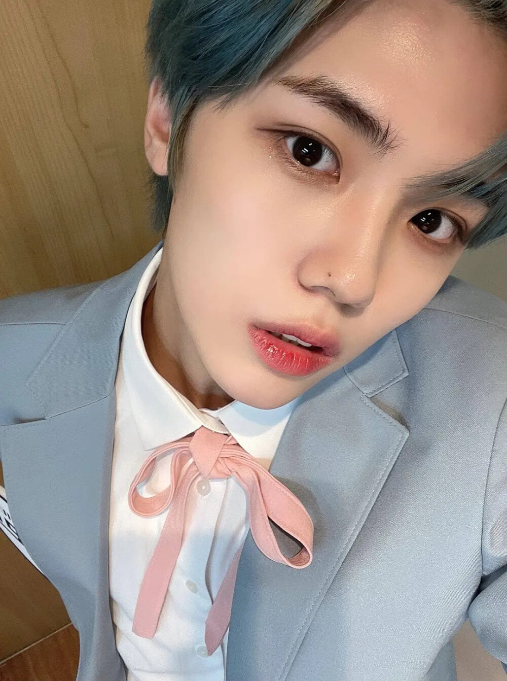 CRAVITY安成民自拍