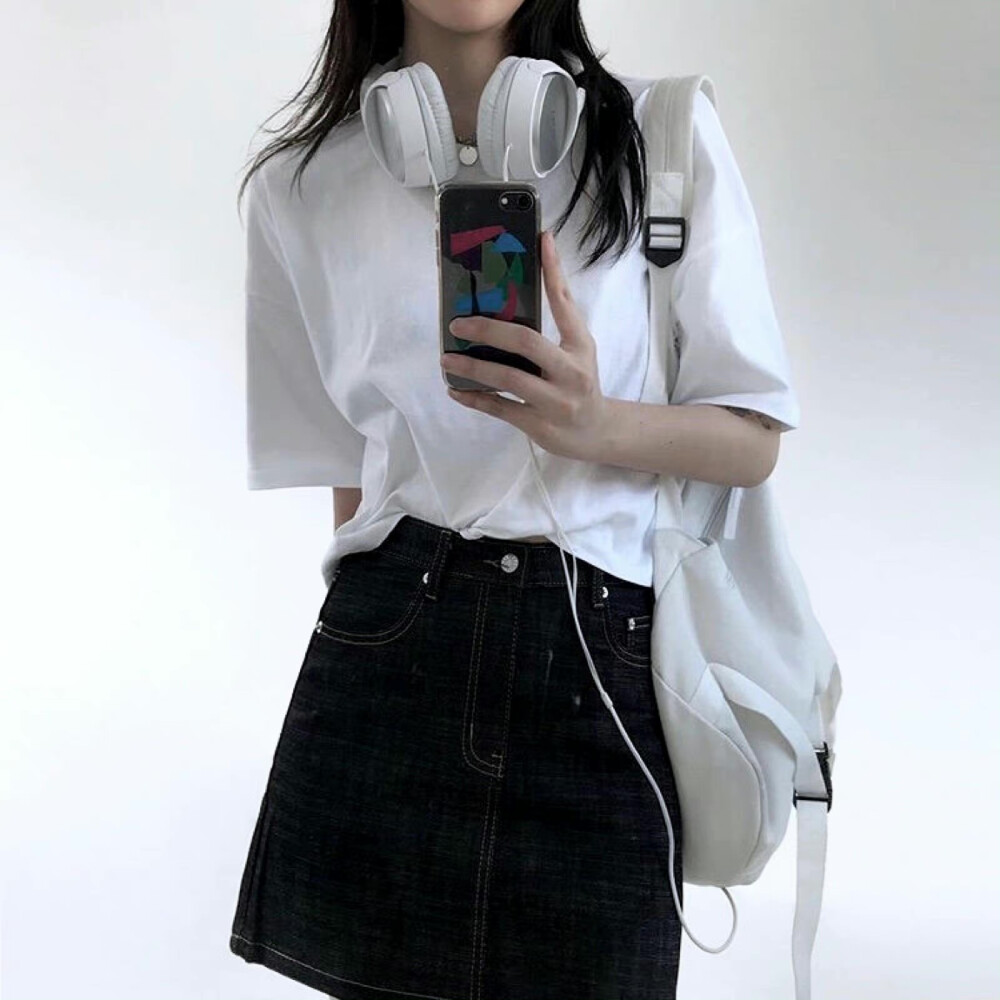 真人女生头像半身高清女头素质拿图
