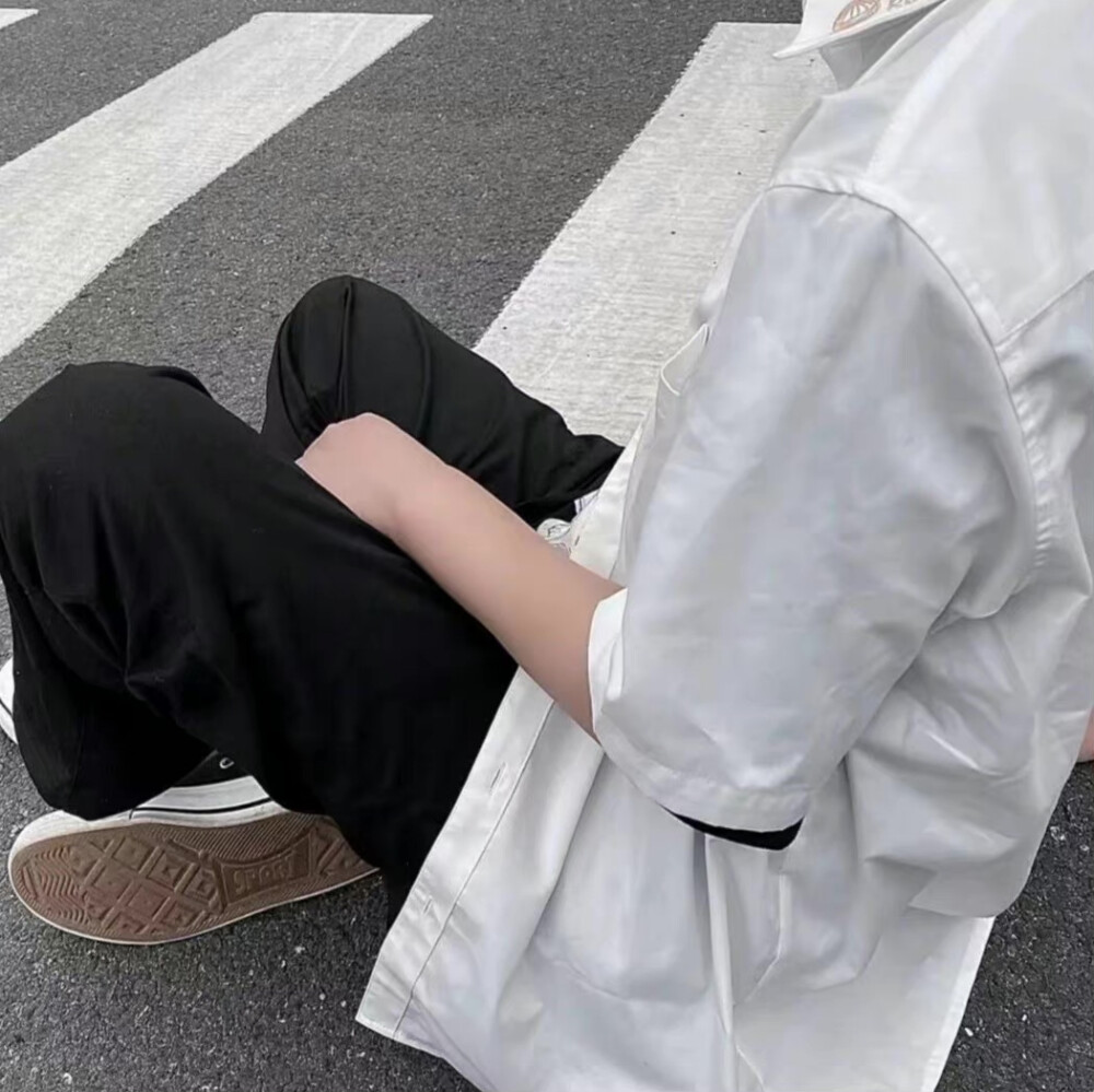 真人男生头像半身高清男头素质拿图