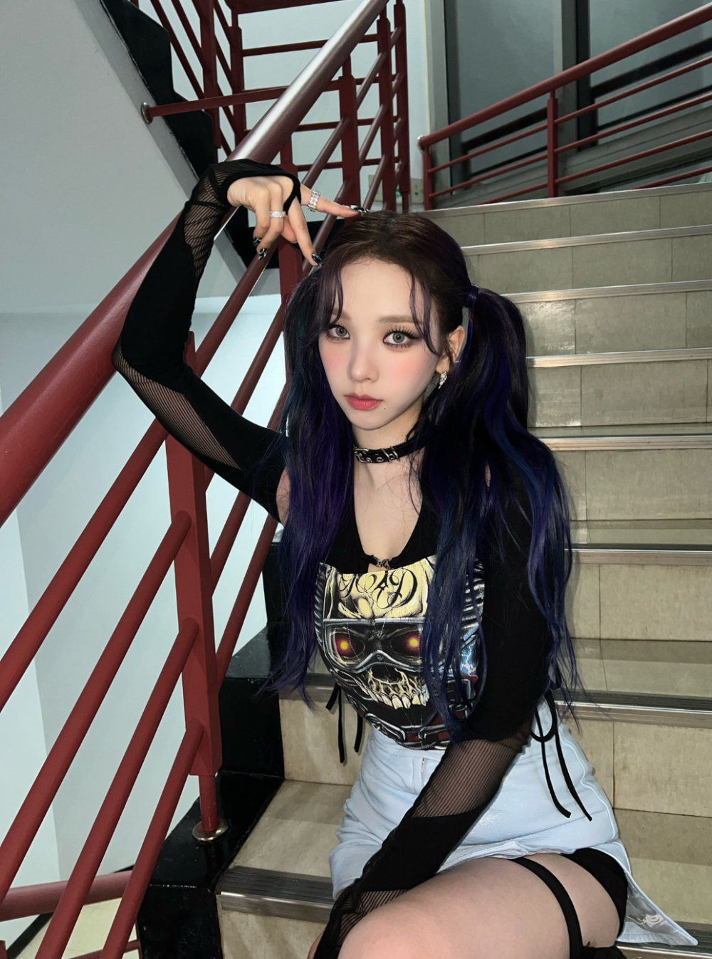 20220724_karina【神秘楼梯】