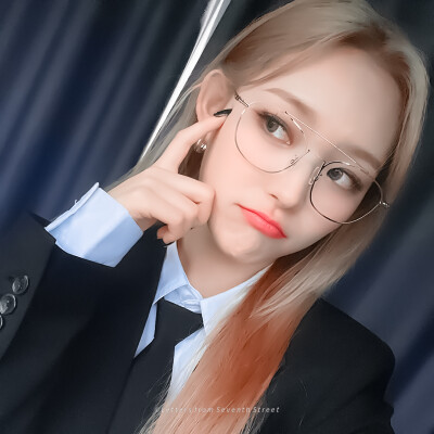 ⁰李宥姃