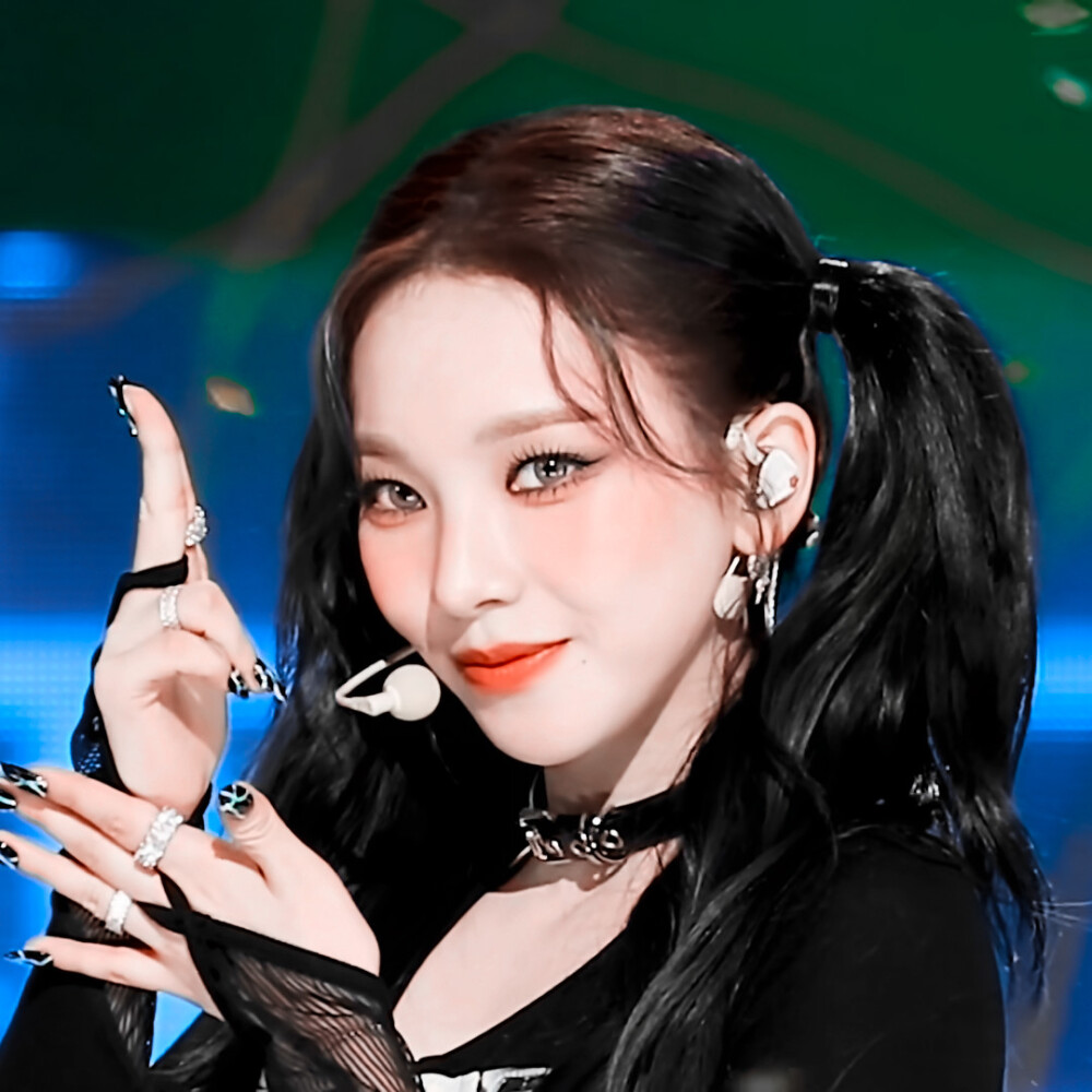 柳智敏
原截许凌安